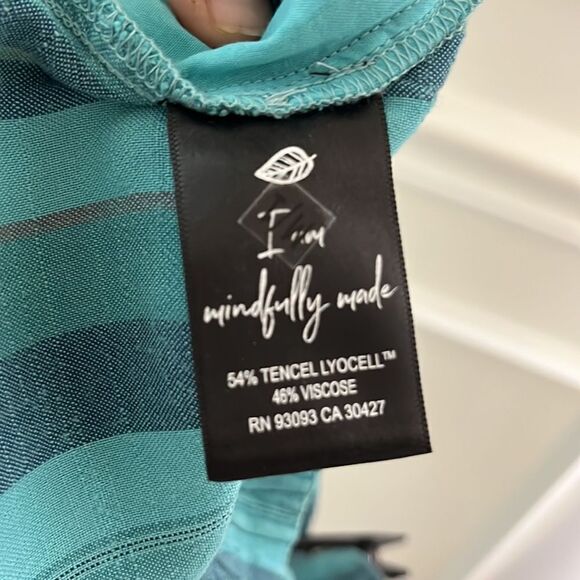 Nic + Zoe, Horizon Stripe Wide Leg Pull On Pants in Blue, NWT - Picture 7 of 7